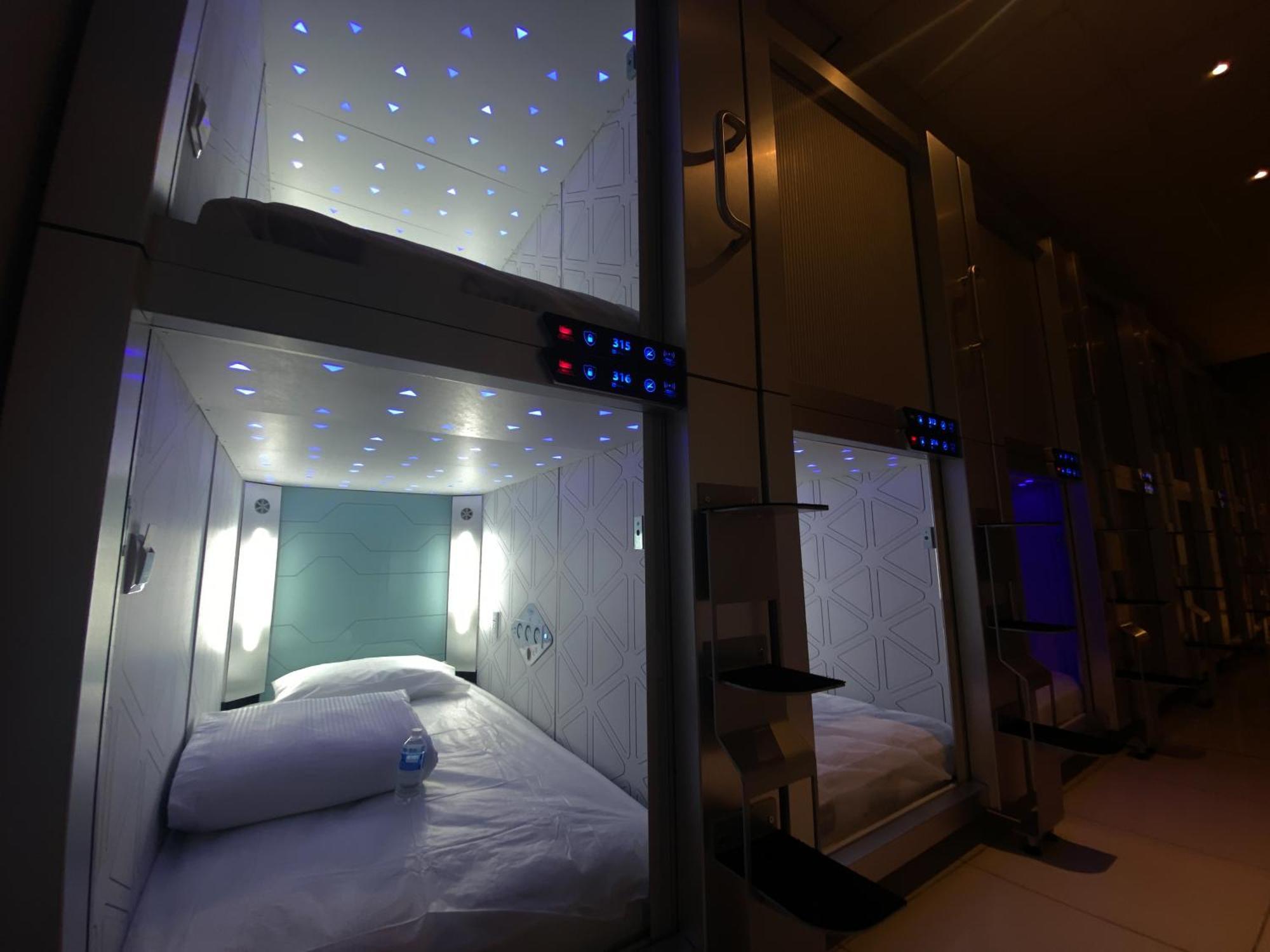 Izzzleep Aeropuerto Terminal 1 Hotel Mexico City Exterior photo